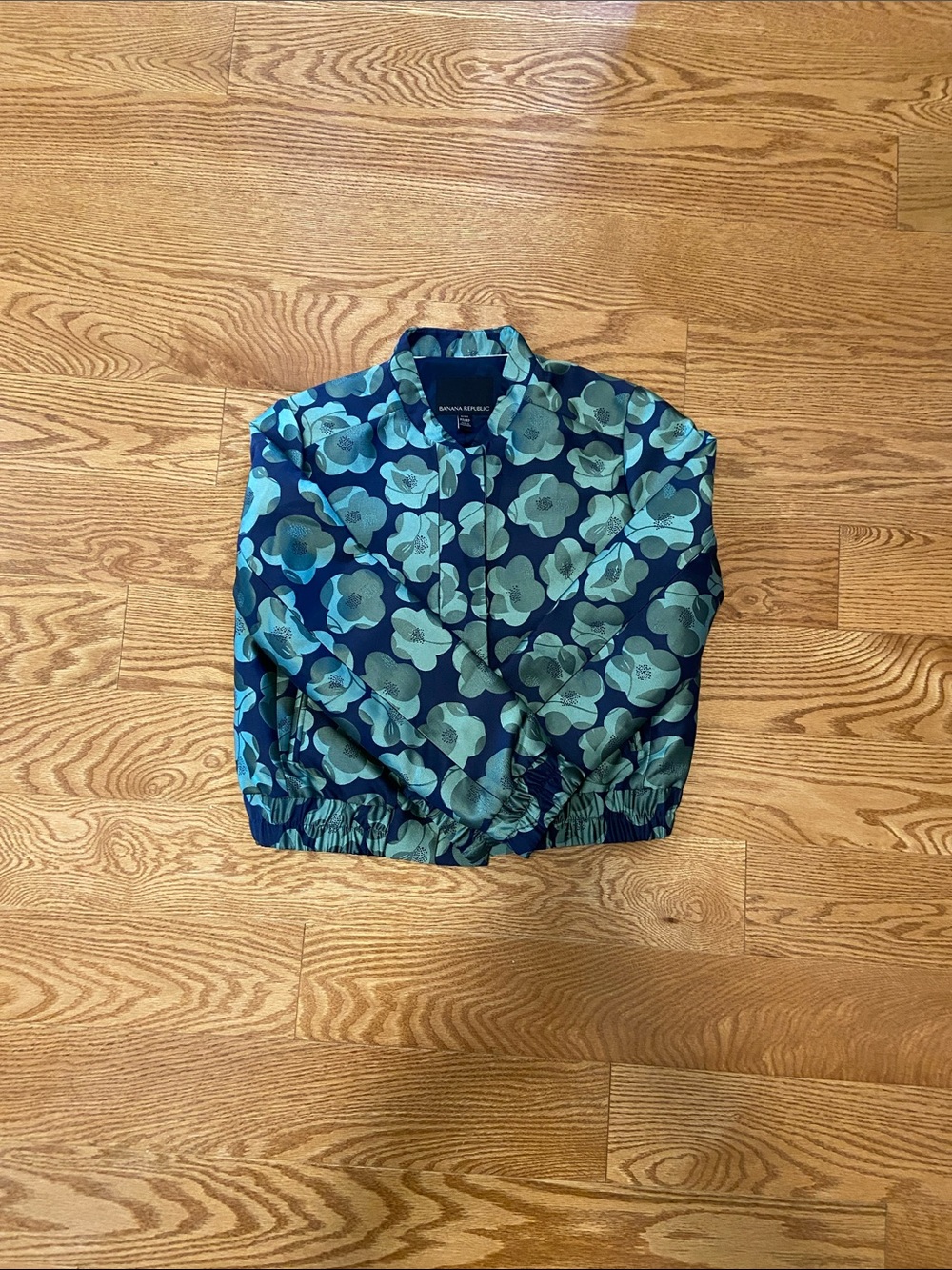 Banana Republic Navy and green  Floral Bomber petite XS